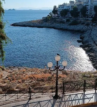 Sea Luxury * Piraeus