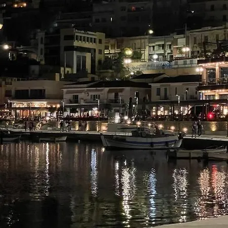 Sea Luxury Apartment Piraeus