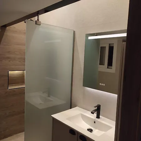 Sea Luxury Apartment Piraeus